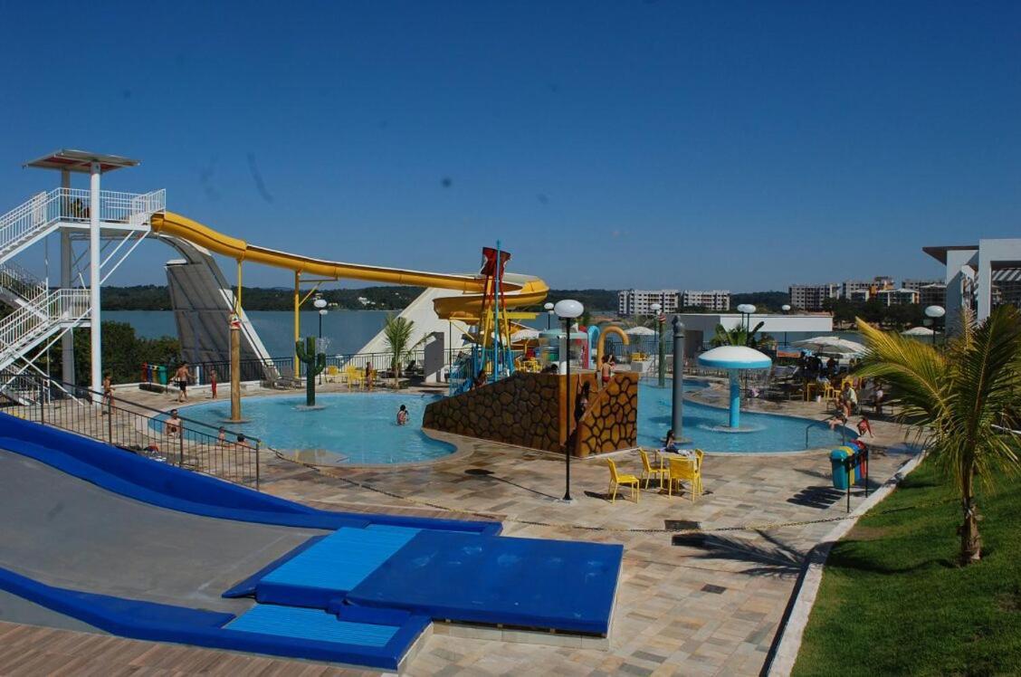 Resort Do Lago Apart Caldas Novas Bagian luar foto